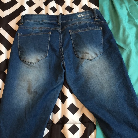 blue ripped jeans - Picture 3 of 3